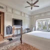 Hotel Elaris Inn