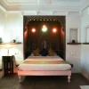 Veylora Palace Stay