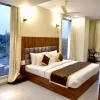 Hotel Aarna Premier